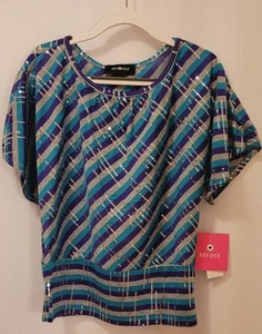 NWT GIRLS SIZE L (14) AMY BYER PULLOVER TOP - Picture 1 of 4