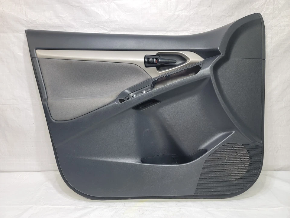 2009-2013 Toyota Matrix Door Trim Panel Front Left Driver Side OEM 6762002J20B0 Foto 1 de 4