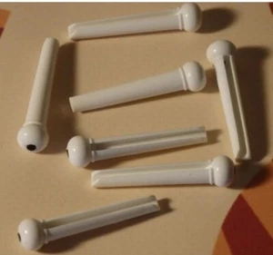 Guitar Tech Akustikgitarre Steg-Pins weiß/schwarze Punkte 7er-Pack UK-Verkäufer - Bild 1 von 1