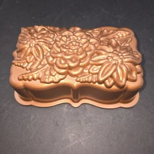 Nordic Ware 9" Wildflower Loaf Nonstick Cast Aluminum Pan Copper 6 cups - Picture 1 of 8