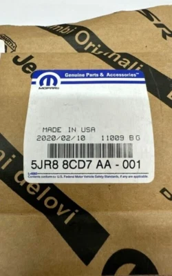 Nuevo moldeado puerta trasera Mopar 5JR88CD7AA, derecha Jeep Liberty 2005-2007 Foto 1 de 2