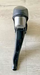 SHIMANO 105 RIGHT BRAKE / SHIFTER 5700 MODEL 10 SPEED FOR PARTS - Picture 1 of 5