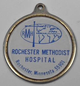 Vintage Rochester Methodist Hospital Advertising Locker Key Keyring - Picture 1 of 2