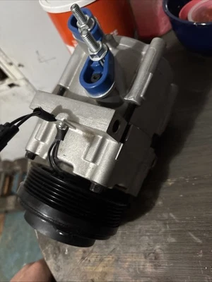 2009 福特野马空调压缩机 — 第 1/3 张图片