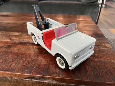 Camión grúa Structo vintage de acero prensado International Scout blanco Tonka Foto 1 de 4