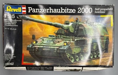 ⭕️ KIT MODELO OBÚS BLINDADO REVELL 1:35 2000 OBÚS AUTOPROPULSADO - #03042 Foto 1 de 4