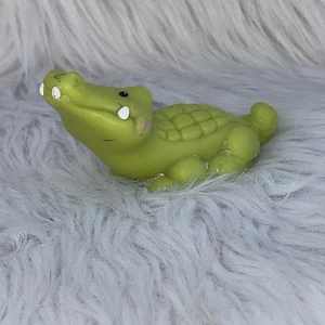 Vintage 2002 Fisher Price Little People grüner Alligator Krokodil Ersatz - Bild 1 von 7