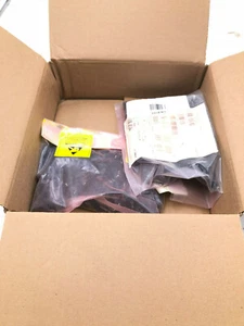 AMP 2-530153-2 AMP Wire Connector/Y Speaker Connector -NIB 4000 Pc. - Picture 1 of 5