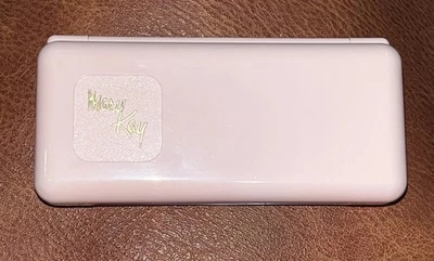 VINTAGE MARY KAY BLUSHER~GREAT FASHION FORECAST~BLUSHER # 454~ .32 OZ. No Box - Image 1 of 4