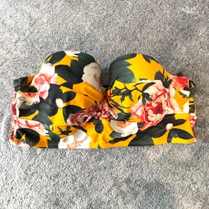 Torrid Womens Swim Top Size 2X Strapless Floral Rose Beach Romantic Boho 18546 - Picture 1 of 13