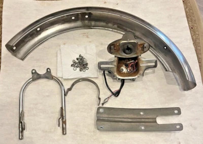 Conjunto de guardabarros trasero Kawasaki G3SS KH G3TR BUSHMASTER 1969-1974 con luz trasera Foto 1 de 4