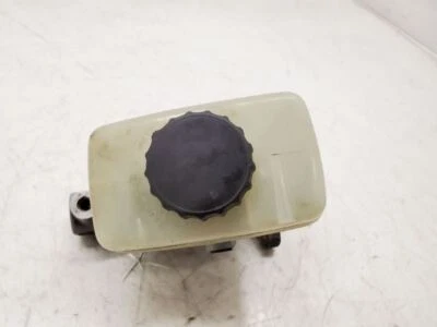 Lexus LS400, Brake Master Cylinder, 1997-2000, 4.0L,V8, RWD, 1UZFE, 47201-50230 - Image 1 of 4