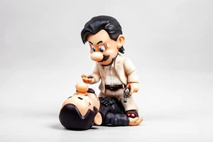 【Auf Lager】 Fools Paradise Leon The Super Professional 5 Designer Vinyl Figur - Bild 1 von 11