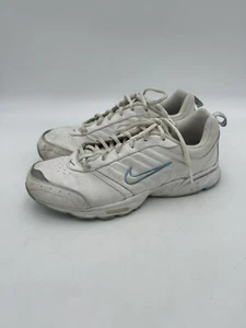 Nike Women’s White View 2 318171-111 Round Toe Lace Up Walking Shoes Size 10 - Picture 1 of 12