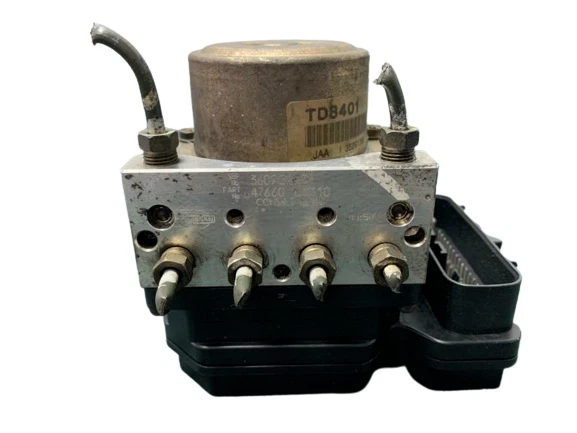 2004 Nissan Quest SL S ABS Anti-Lock Brake Pump Module Assembly OEM - Изображение 1 из 3