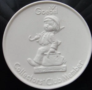 Goebel Hummel Collectors Club Member Porcelain Plaque with Box - Picture 1 of 4