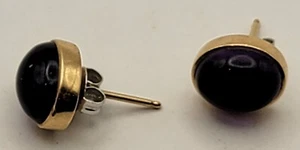 Solid 14k gold stud earrings each with app. 3.5 carat cabochon garnet 3.7g - Picture 1 of 4