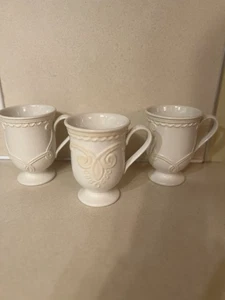 Lenox Leinenschrank 3 Tassen Butler Speisekammer 1 geflochtene Schnörkel 2 Leinengewebe - Bild 1 von 8