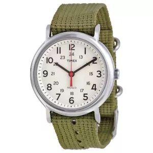 Timex T2N651, Men's Weekender Olive Fabric Watch, Indiglo, 38MM Case, NEW - Picture 1 of 2