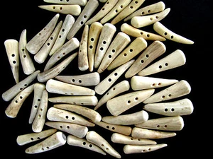 ANTLER BUTTONS, 2",TOGGLES,TINES,8 PIECE PACKAGES,WHITE TO LIGHT BROWN,200-A - Picture 1 of 6