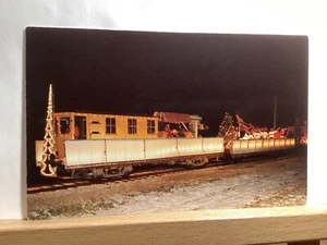 Schuesters Department Store, Santa Parade Train: Milwaukee, WI -Vintage Postcard - Picture 1 of 3