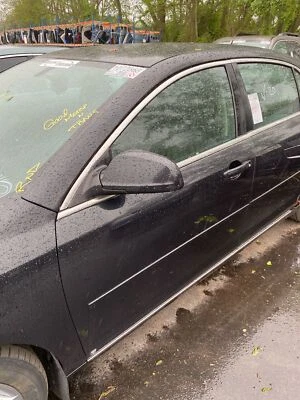 Used Front Left Door Assembly Front fits: 2009 Chevrolet Malibu L. express down - Imagem 1 de 4