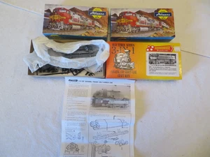 Kit 3 auto Round House #1500 e Athearn Miniatures (2) Kit #1379&1284 LEGGI - Foto 1 di 14