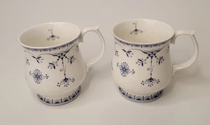 Juego de 2 tazas Queen’s Ingrid Bone China England azul y blanco - Imagen 1 de 7