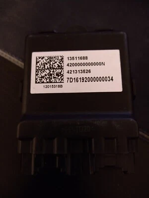 Rear Seat Heater Control Module - GM 421313526 - Image 1 of 2