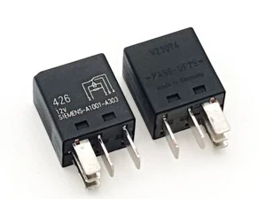 Siemens V23074-A1001-A303 Micro relè veicolo 12VDC - Foto 1 di 2