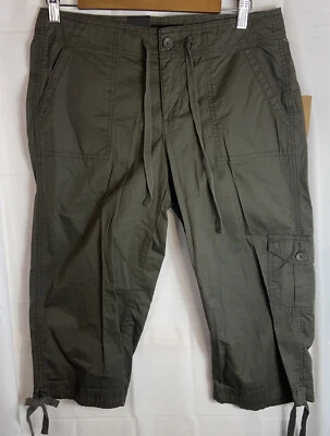 Pantalones de mezclilla para mujer Calvin Klein 8 cargo recortados verdes Foto 1 de 4