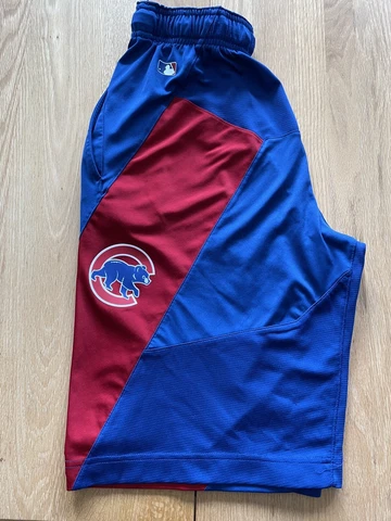 Nike Dri-Fit MLB Chicago Cubs Athletic Shorts Men’s Small Baseball Logo Cover