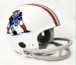 NFL  5" Tall Approx. New England /Patriots Mini Helmet - Picture 1 of 1