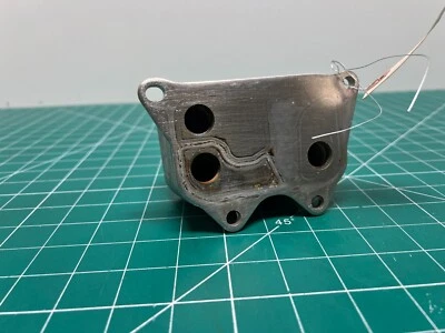 09-18 AUDI A4 A4 QUATTRO Q5 Q3 TT QUATTRO 2.0L ENFRIADOR DE ACEITE DE MOTOR OEM Foto 1 de 4