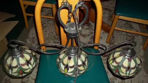 Vintage Kichler Tiffany Style Stained Glass 3 Light Hanging Chandelier /Light Cover
