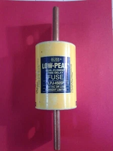 Bussmann LPJ-450SP 450A Fuse Class J 600 Vac 300 Vdc Time Delay/Current-Limiting - Picture 1 of 3