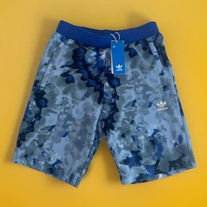 $32 NWT adidas Kids Blue/Multi Athletic Boys Shorts Size L - Picture 1 of 5