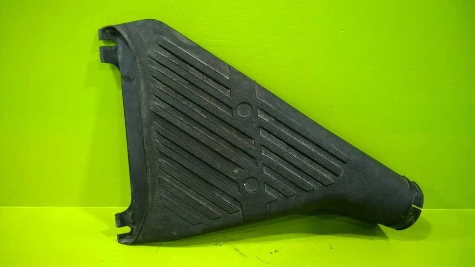 97 98 99 00 01 02 03 MITSUBISHI DIAMANTE AIR CLEANER INTAKE DUCT OEM 3088-120 - Image 1 of 2