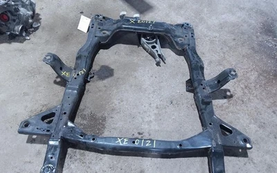 Chevy Equinox GMC 2018-2024 base de motor de terreno tracción delantera travesaño OEM. Foto 1 de 4