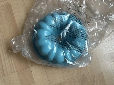 Pampered Chef Gugelhupfform / Kuchenform / Kranzform 26 cm Antihaftbeschichtung - Bild 1 von 4