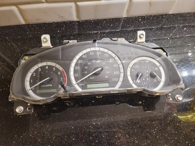 2004-2005 年丰田 Sienna 速度表仪表组 ID 83800-08130-00 原始设备制造商 — 第 1/4 张图片