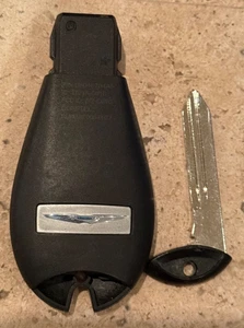 NEW Chrysler Fobik Keyless Entry Remote Keyfob 6B Hatch OEM UNLOCKED IYZ-C01C - Foto 1 di 2