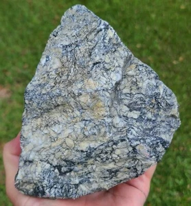 PINOLITH LAPIDARY ROUGH FROM AUSTRIA 4LB 6.8OZ - Picture 1 of 6