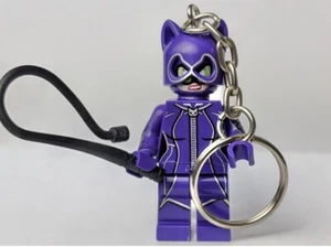 Catwoman Purple Bricks keyring super heroes DC Gift Comic Inc Gift Bag - Foto 1 di 7
