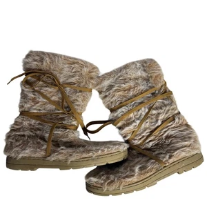 Lower East Side Wonens 11-12 Fuzzy Faux Fur Winter Boots Lace Up Moccasin Style - Picture 1 of 9
