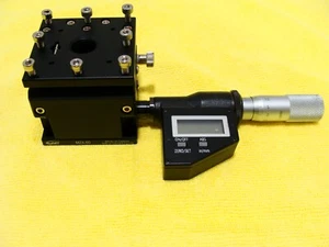 Laserand MT MZA-60 Precisión Eje Z Elevación Etapa, 60×60 mm, Micrómetro Carrera 10mm - Imagen 1 de 6