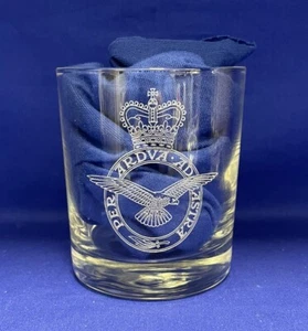 Royal Air Force, Stations & Squadrons engraved Whisky glass with inscription - Picture 1 of 11