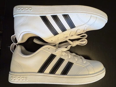 Adidas Women's Athletic Tennis  Shoes Size 6 Style PWJ 001004 White Black - Image 1 of 4