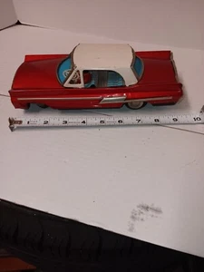 Vin Chinesisches Blechspielzeug Auto zum Aufziehen rote Limousine Ms 827 - Bild 1 von 6