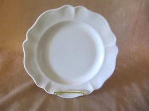 RED CLIFF HEIRLOOM FINE CHINA IRONSTONE SALAD PLATE EXCELLENT CONDITION - Picture 1 of 3